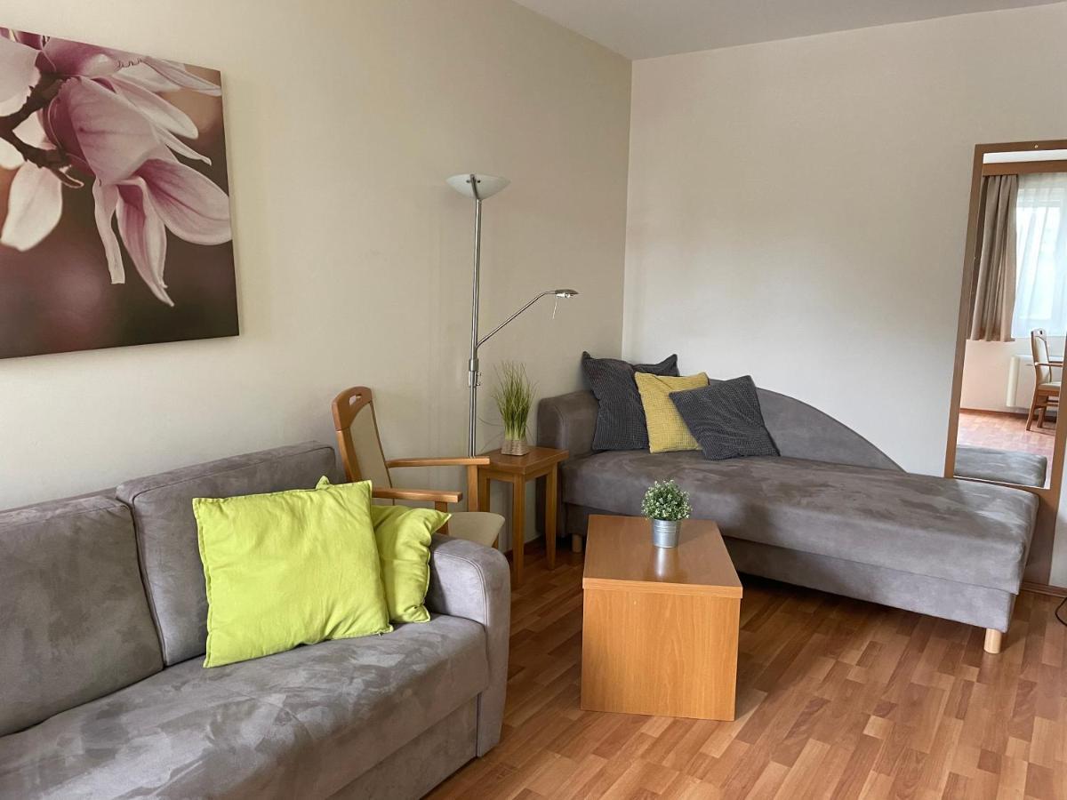 Rosemary Apartmanok, Rose, Lili, Mary1, Mary2 Hajdúszoboszló 外观 照片