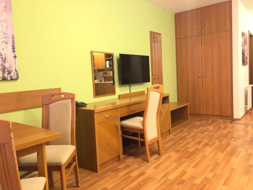 Rosemary Apartmanok, Rose, Lili, Mary1, Mary2 Hajdúszoboszló 外观 照片